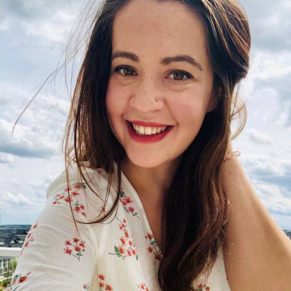 Meet your Posher, Lianne - Picture 1 of 1